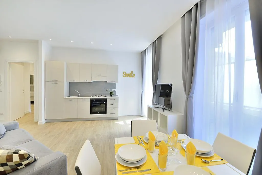 New Romantic Trastevere Apartment