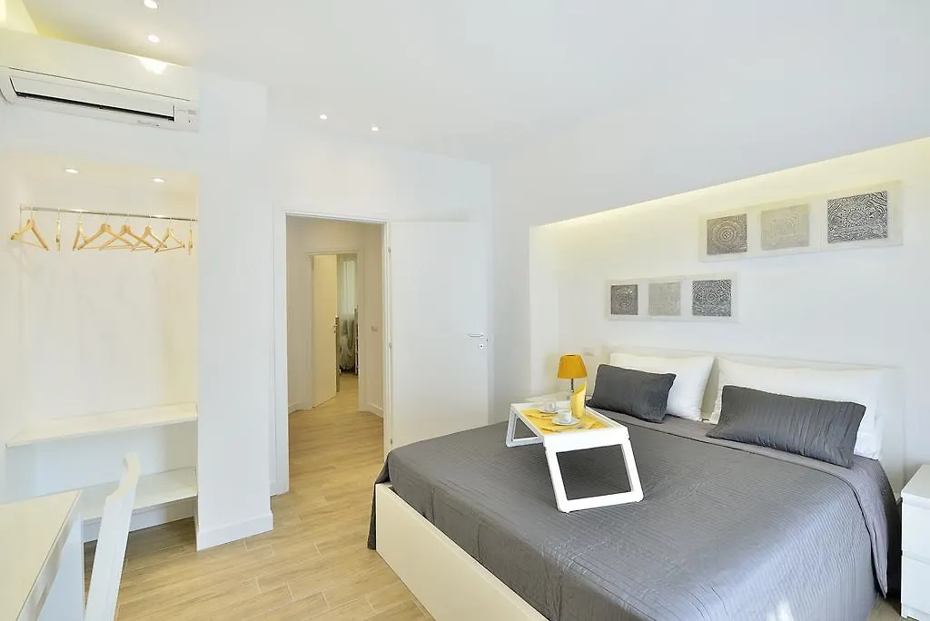 New Romantic Trastevere Apartment Holiday home Rome